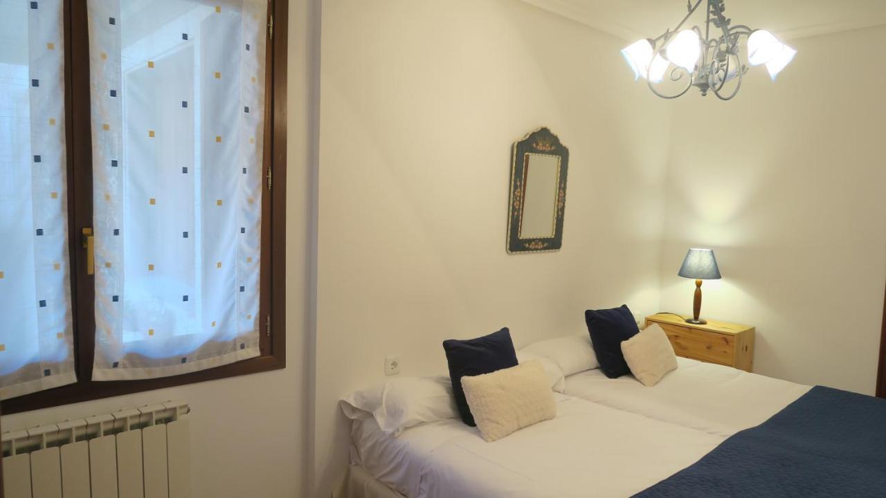Apartamentos Palacio Azcárate Travesía Calvario Ezcaray Exterior foto